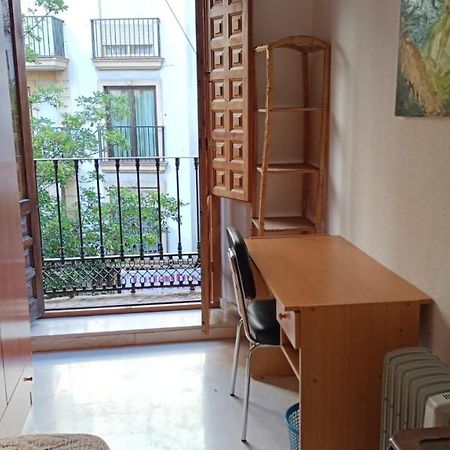 Single Room In Center Of Granada Ngoại thất bức ảnh